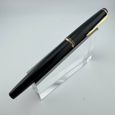 Montblanc No. 24 Black Resin Fountain Pen 14C Gold Fine Nib Serviced