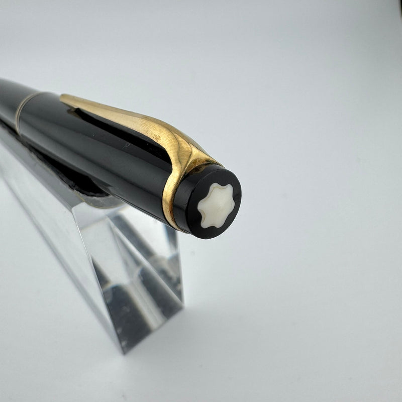 Montblanc No. 24 Black Resin Fountain Pen 14C Gold Fine Nib Serviced