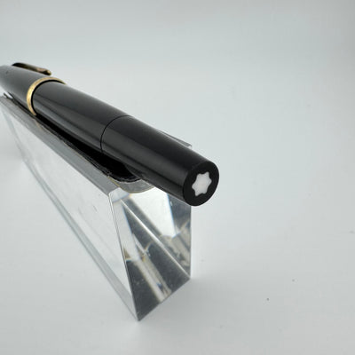Montblanc No. 32 Black Resin Fountain Pen 14C Gold Fine Nib Serviced