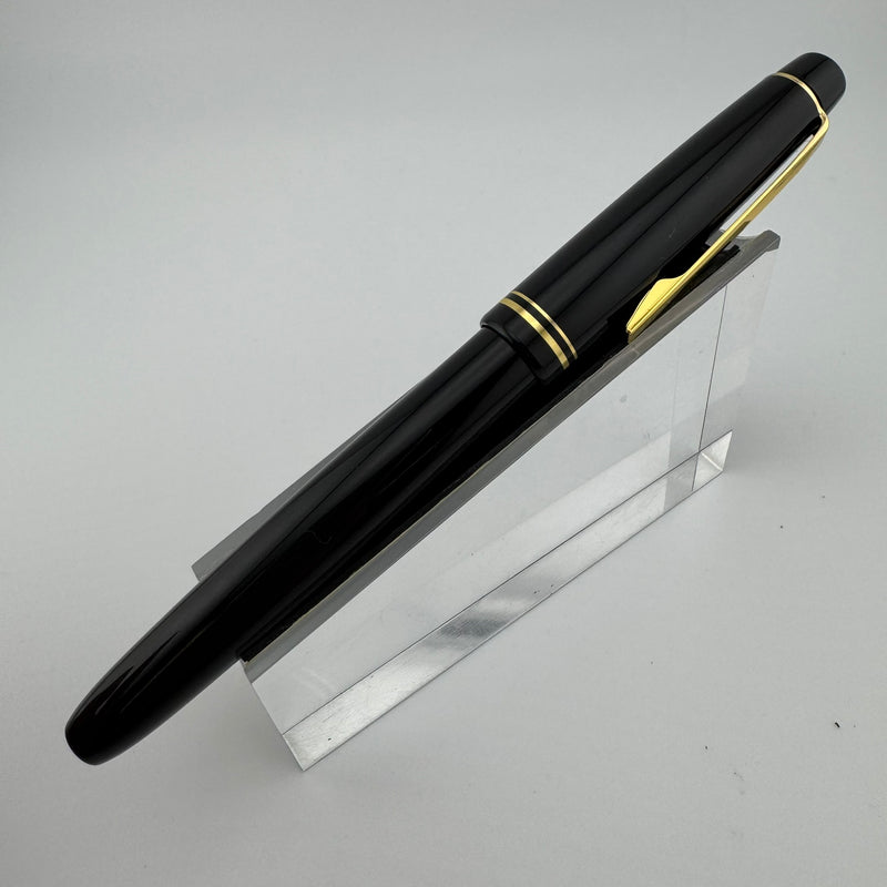 Pilot Black Resin Fountain Pen Steel Fine Nib