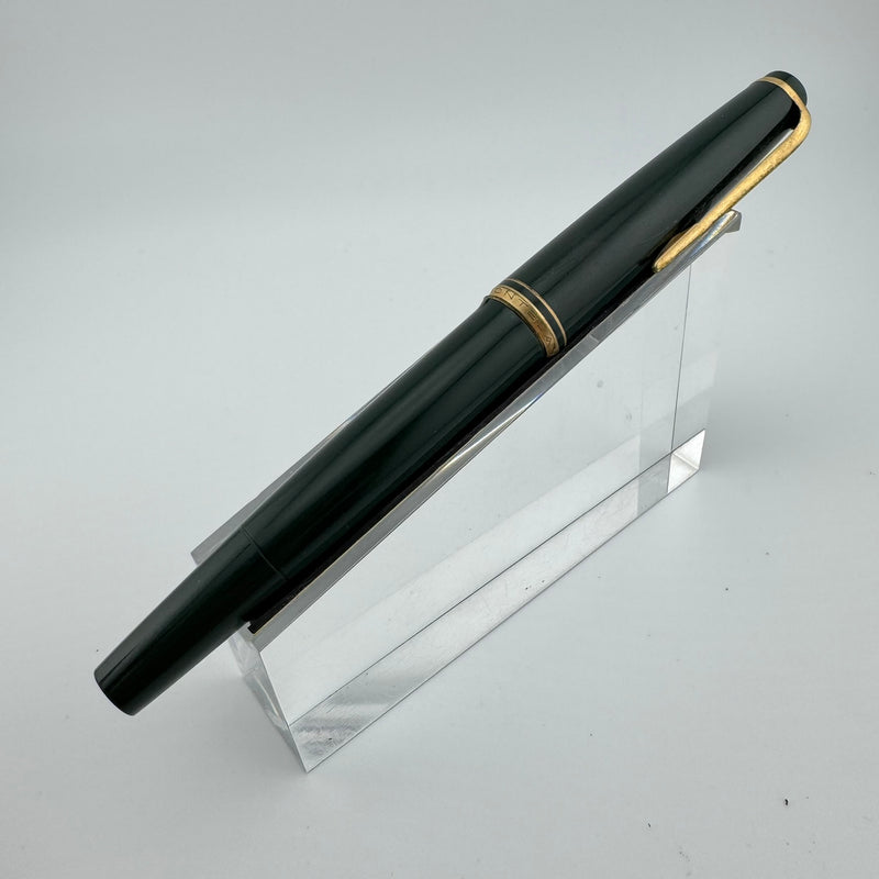 Montblanc No. 22 Green Resin Fountain Pen 14C Gold Medium Nib For Parts