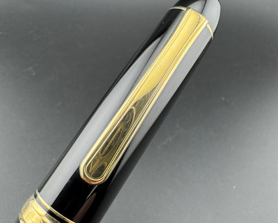 Platinum Century #3776 Fountain Pen 14K Gold Medium Nib