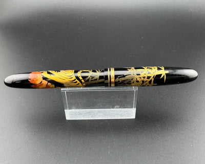 Ishi-Shoten Yotsubishi Maki-e Eyedropper Fountain Pen 14K Extra-Fine Flex Nib