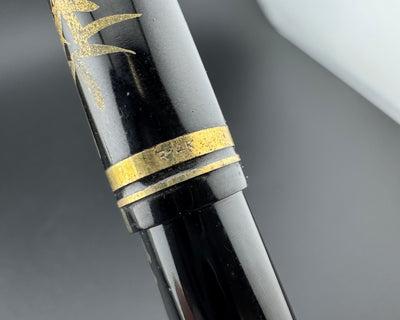 Ishi-Shoten Yotsubishi Maki-e Eyedropper Fountain Pen 14K Extra-Fine Flex Nib