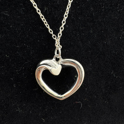 Tiffany & Co Paloma Picasso Tenderness Heart 925 Sterling Silver Necklace