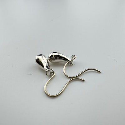 Tiffany & Co Elsa Peretti Teardrop 925 Sterling Silver Earrings