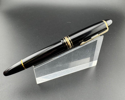 Montblanc Meisterstück No. 146 Fountain Pen 14C Gold Fine Nib Serviced