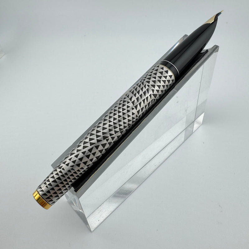 Pilot Custom Steel Etched Jukai Triangle Fountain Pen 18K Gold Fine Nib