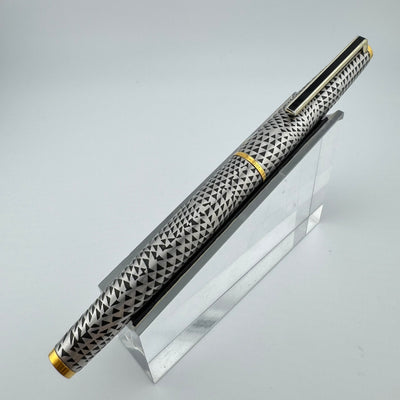 Pilot Custom Steel Etched Jukai Triangle Fountain Pen 18K Gold Fine Nib