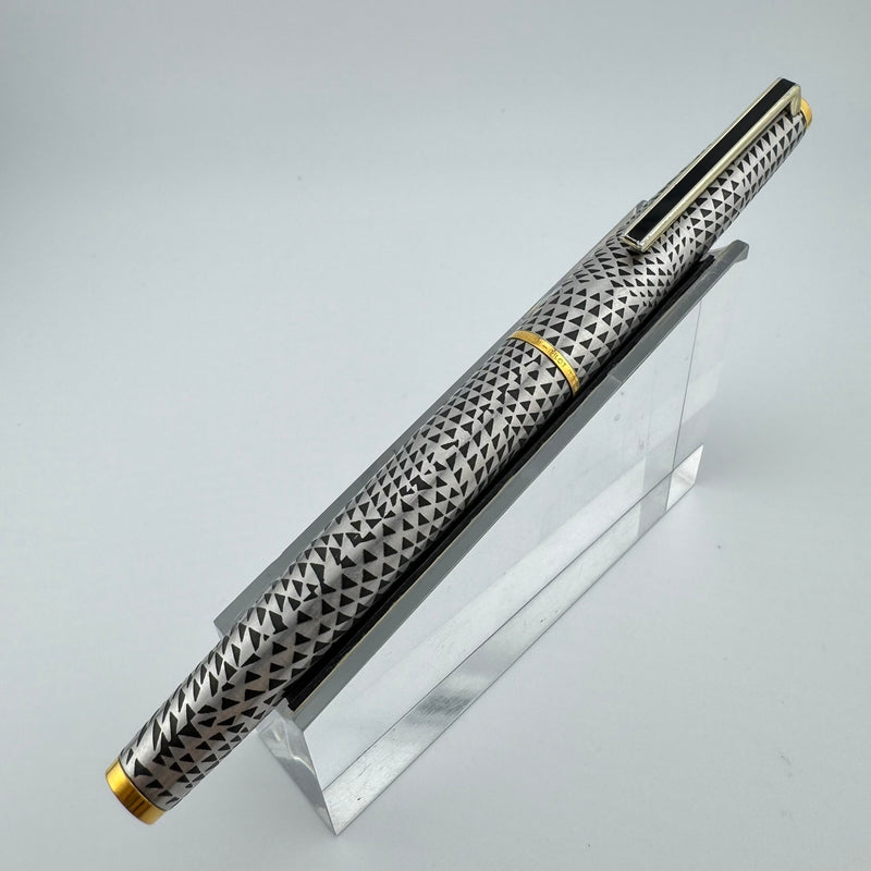 Pilot Custom Steel Etched Jukai Triangle Fountain Pen 18K Gold Fine Nib