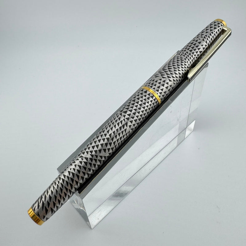 Pilot Custom Steel Etched Jukai Triangle Fountain Pen 18K Gold Fine Nib