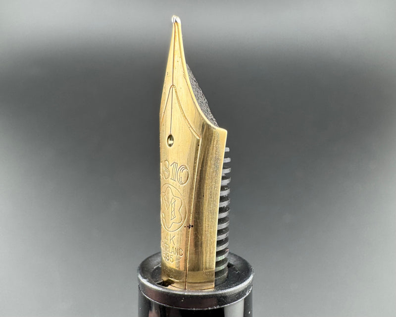 Montblanc Meisterstück No. 146 Fountain Pen 14K Gold Fine Nib Serviced