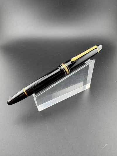 Montblanc Meisterstück No. 146 Fountain Pen 14K Gold Fine Nib Serviced
