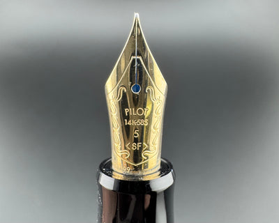 Pilot Custom 74 Black Resin Fountain Pen 14K Gold Soft-Fine Nib Nov 1999