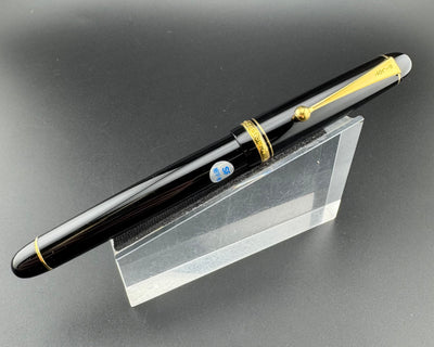 Pilot Custom 74 Black Resin Fountain Pen 14K Gold Soft-Fine Nib Nov 1999