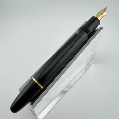 Montblanc Meisterstück No. 146 Fountain Pen 14K Gold Fine Nib Serviced