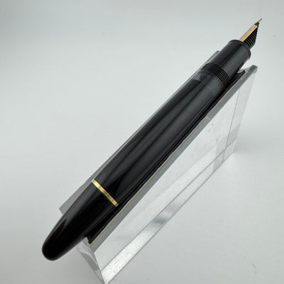 Montblanc Meisterstück No. 146 Fountain Pen 14K Gold Fine Nib Serviced