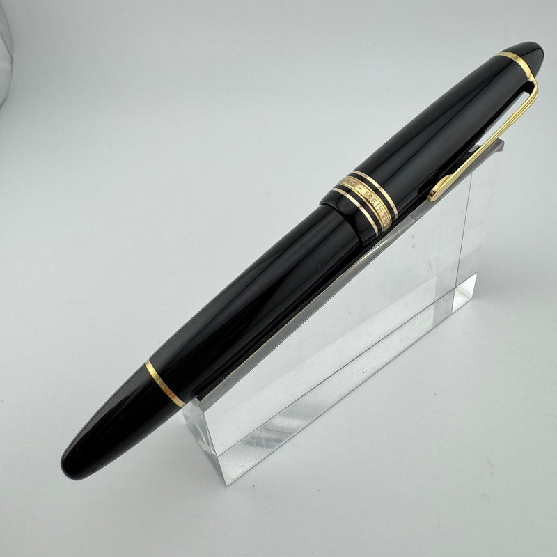 Montblanc Meisterstück No. 146 Fountain Pen 14K Gold Fine Nib Serviced