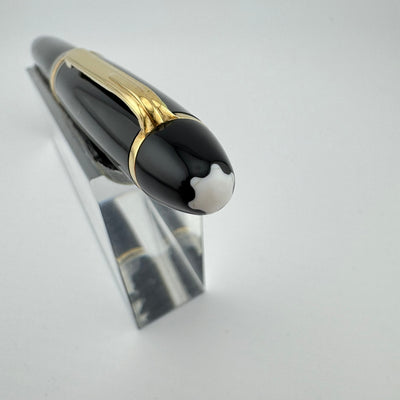 Montblanc Meisterstück No. 146 Fountain Pen 14K Gold Fine Nib Serviced