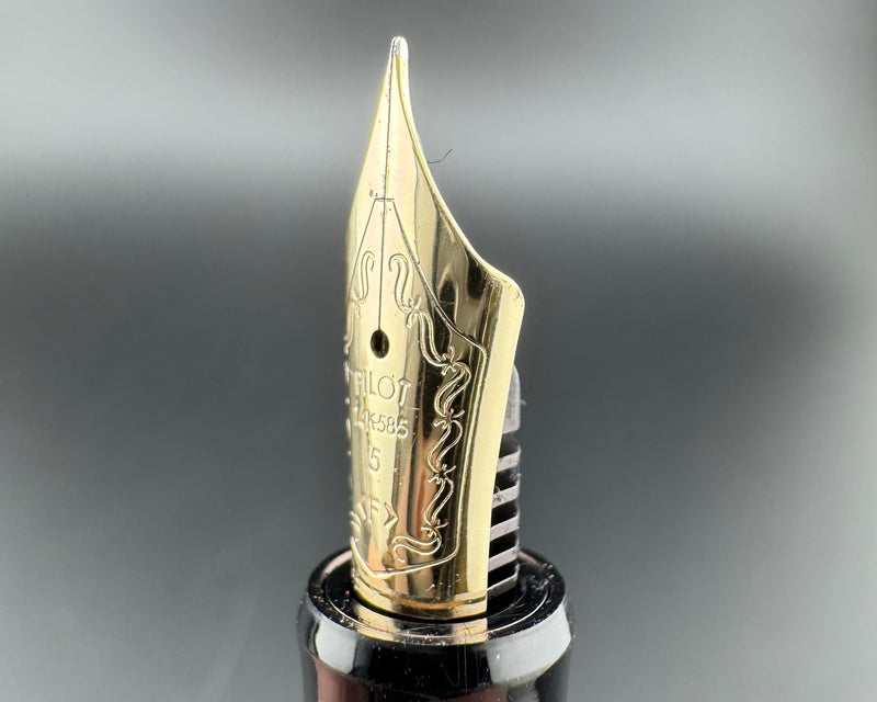 Pilot Custom 74 Black Resin Fountain Pen14K Gold Fine Nib Aug 1995