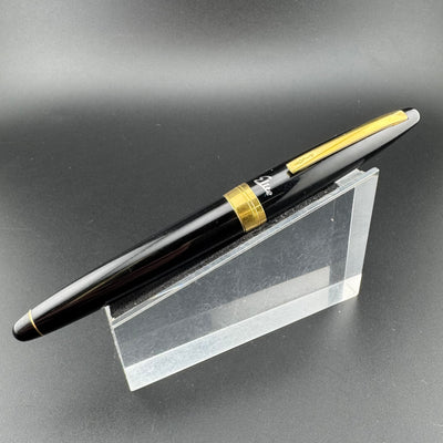 Pilot Custom Elite Black Resin Fountain Pen 18K Gold Fine Nib Mar 30 1971