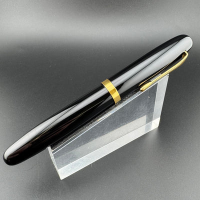 Ban-Ei Urushi Ebonite Eyedropper Fountain Pen 14K Gold Extra-Fine G.K. Nib