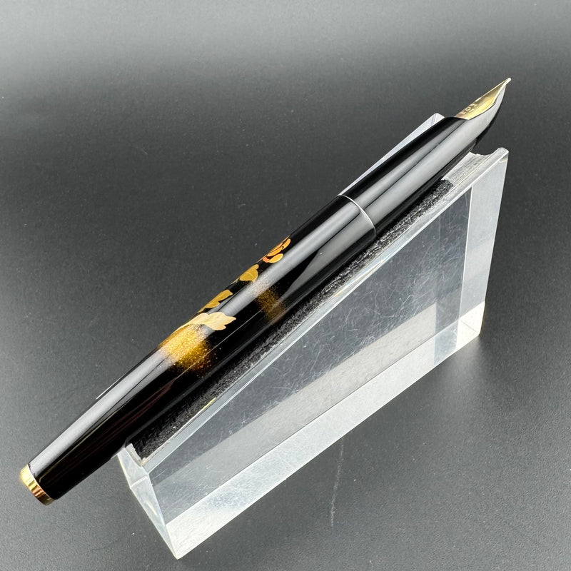 Pilot Maki-e Kokkokai Sakamoto Masaharu Urushi Fountain Pen 14K Gold S ...