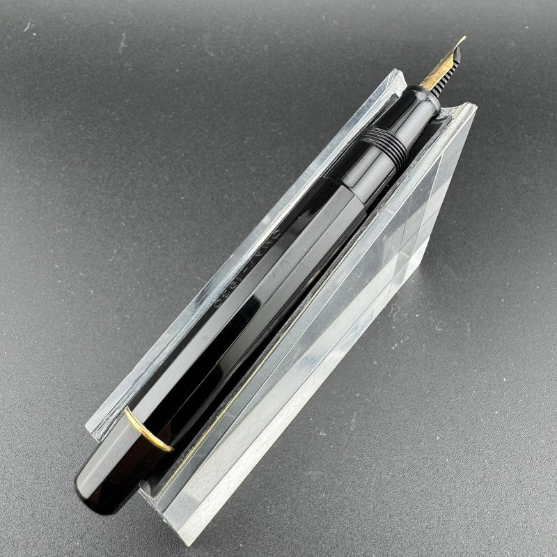 OMAS 1930 Lady Size Black Resin Faceted Fountain Pen 18K Gold Fine