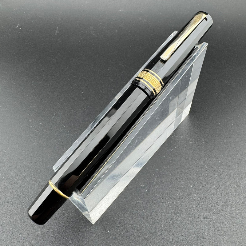 OMAS 1930 Lady Size Black Resin Faceted Fountain Pen 18K Gold Fine