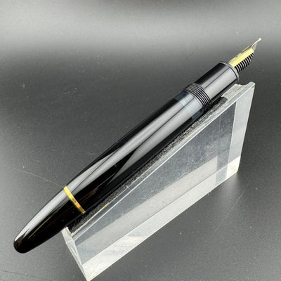 Montblanc Meisterstück No. 146 Fountain Pen 14C Gold OB Nib Serviced Warranty