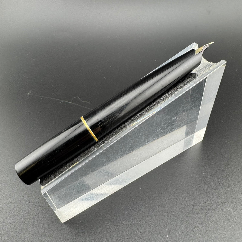 Sailor Pocket Fountain Pen 18K Gold Fine Nib Dec 1964