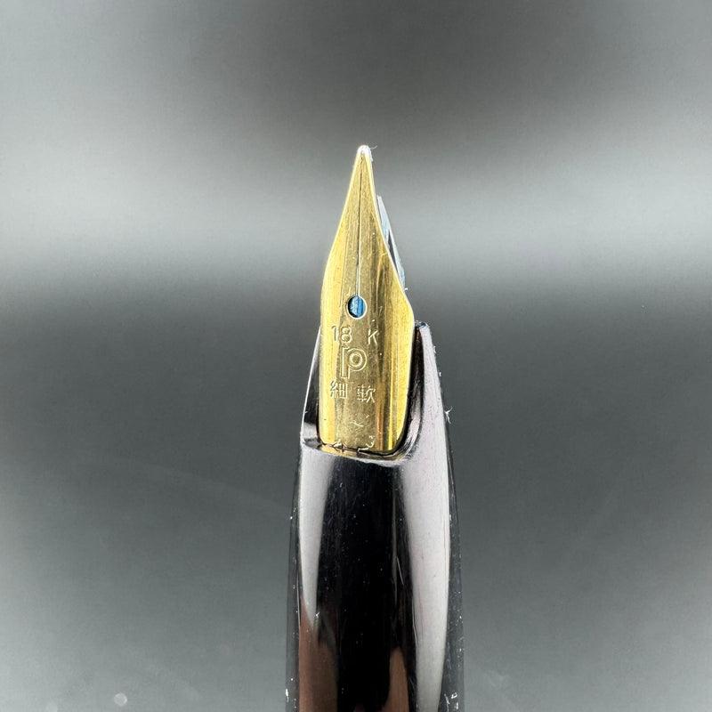 Platinum 18K Silver & Black Fountain Pen 18K Gold Soft Fine Nib